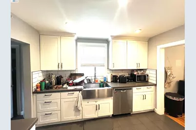 2253 Warner Ave, Oakland, CA 94603 - Photo 6