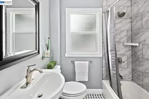 2253 Warner Ave, Oakland, CA 94603 - Photo 8