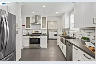 2253 Warner Ave, Oakland, CA 94603 - Photo 2