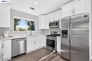 495 Adams Way, Pleasanton, CA 94566 - Photo 32
