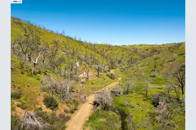 15676 Corral Hollow Rd, Tracy, CA 95377 - Photo 18
