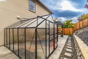 417 McAllister Dr, Benicia, CA 94510 - Photo 56