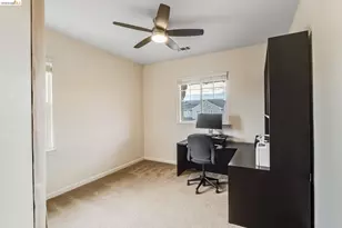 417 McAllister Dr, Benicia, CA 94510 - Photo 34