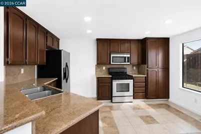 2125 Willow Ave, Antioch, CA 94509 - Photo 6