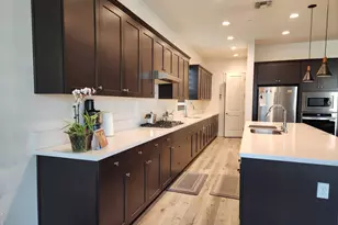 3206 Shrute Dr, Lathrop, CA 95330 - Photo 2