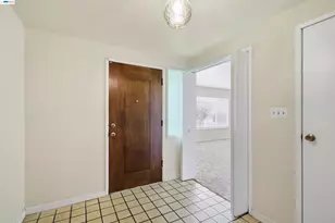 4426 Sacramento Ave, Fremont, CA 94538 - Photo 6