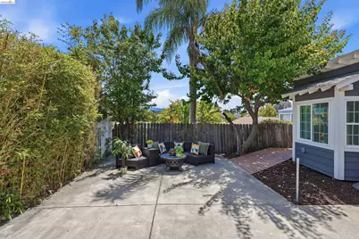 3214 Stuart St, Oakland, CA 94602 - Photo 24