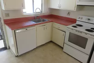 1314 Kains Ave, Berkeley, CA 94702 - Photo 8
