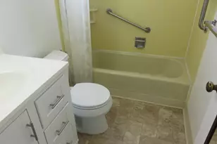 1314 Kains Ave, Berkeley, CA 94702 - Photo 10