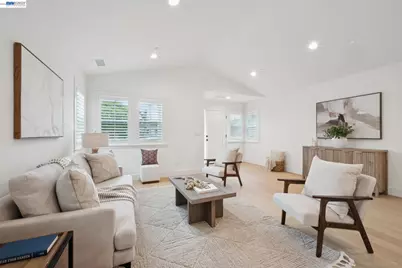 21112 Tyee Ct, Castro Valley, CA 94546 - Photo 6
