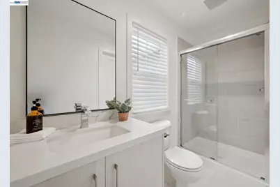 21112 Tyee Ct, Castro Valley, CA 94546 - Photo 34