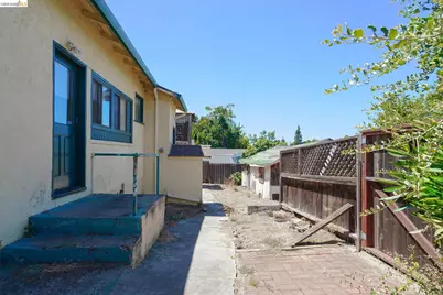 811 6th Street, Benicia, CA 94510 - Photo 20