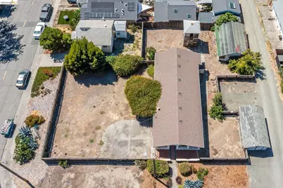 811 6th Street, Benicia, CA 94510 - Photo 48