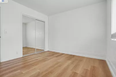 1110 Buena Vista, Alameda, CA 94501 - Photo 10
