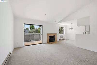37482 Parish Cir #19F, Fremont, CA 94536 - Photo 2