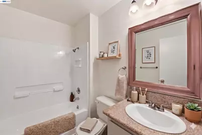 37482 Parish Cir #19F, Fremont, CA 94536 - Photo 16