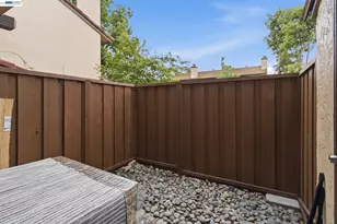 6279 Joaquin Murieta Ave, Newark, CA 94560 - Photo 24