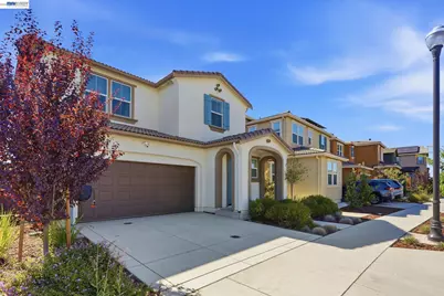 7149 Diamond Ave, Tracy, CA 95377 - Photo 2