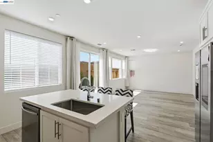 7149 Diamond Ave, Tracy, CA 95377 - Photo 14