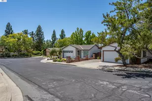 1255 Cougar Ln, Concord, CA 94521 - Photo 10