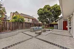 323 Sandstone Dr, Fremont, CA 94536 - Photo 24