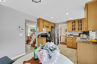 323 Sandstone Dr, Fremont, CA 94536 - Photo 10