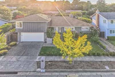 127 Peacock Dr, San Rafael, CA 94901 - Photo 40