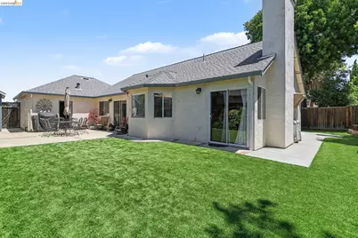 1749 Domaine Way, Oakley, CA 94561 - Photo 2