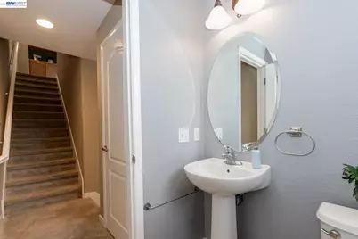 668 Grand Ter, Hayward, CA 94541 - Photo 14