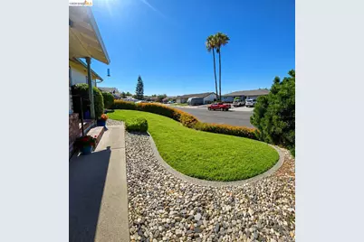 216 Boulder Dr, Antioch, CA 94509 - Photo 2