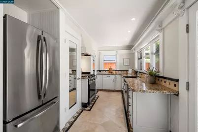 4486 Lawrence Dr, Castro Valley, CA 94546 - Photo 14