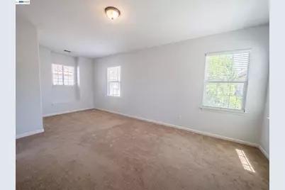 60 Pacifico St, Mountain House, CA 95391 - Photo 16