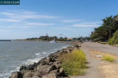 1538 Russell St, Berkeley, CA 94703 - Photo 68