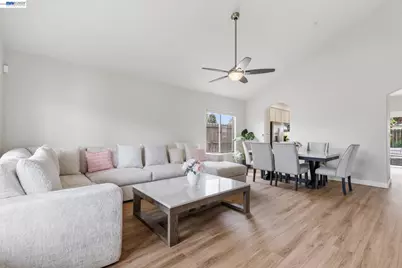 763 Grafton St, Manteca, CA 95337 - Photo 6