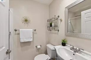 1137 Kottinger Dr, Pleasanton, CA 94566 - Photo 20