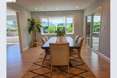965 Springer Rd, Los Altos, CA 94024 - Photo 12