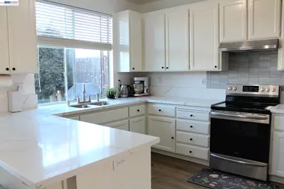 708 Potomac Ave, Santa Rosa, CA 95407 - Photo 6