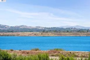 3158 Persimmon Cir, Pleasanton, CA 94588 - Photo 2
