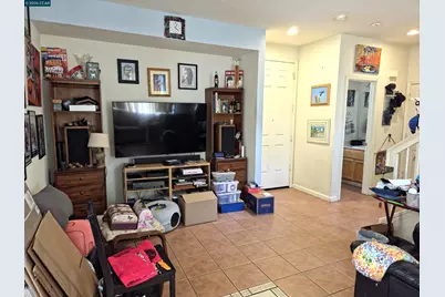 1036 Suncrest Ct, Richmond, CA 94806 - Photo 6