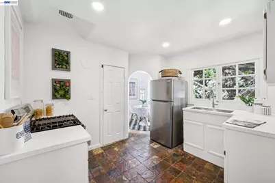 2600 55th Avenue, Oakland, CA 94605 - Photo 18