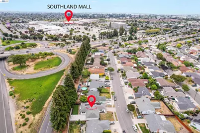 586 Bluefield Ln, Hayward, CA 94541 - Photo 54