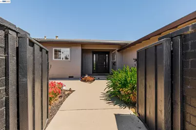 4601 Wilson Ln, Concord, CA 94521 - Photo 6