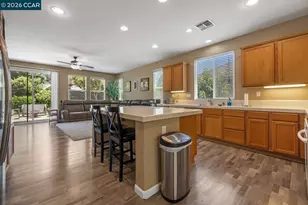 1117 Van Gogh Ln, Patterson, CA 95363 - Photo 18