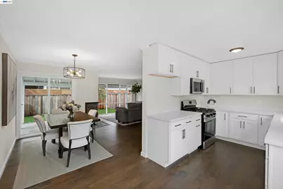 7 Newhall St, Hayward, CA 94544 - Photo 18