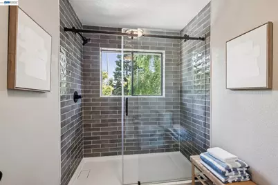 151 Purcell Drive, Alameda, CA 94502 - Photo 36