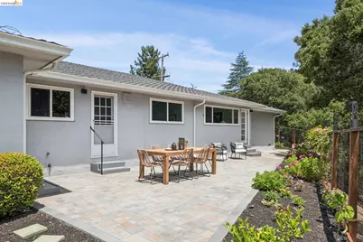 21 Orinda Vista Dr, Oakland, CA 94605 - Photo 18