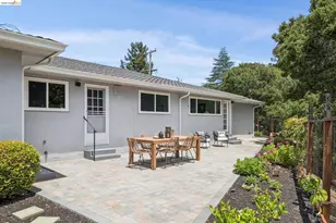 21 Orinda Vista Dr, Oakland, CA 94605 - Photo 18