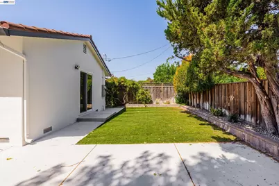 1393 Annapolis Way, San Jose, CA 95118 - Photo 32