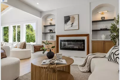 1393 Annapolis Way, San Jose, CA 95118 - Photo 8