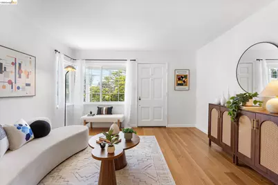 4436 Hyacinth Ave, Oakland, CA 94619 - Photo 6